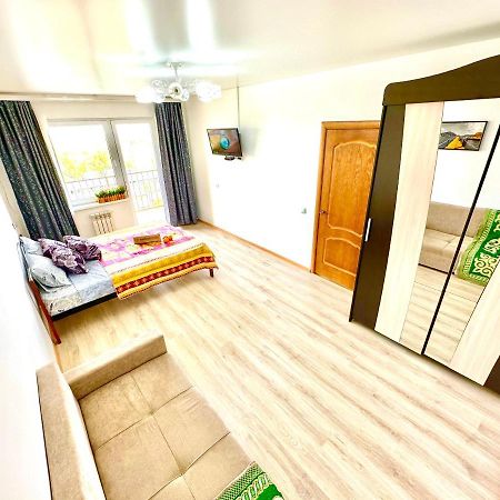 Medinahotelkz, # 70, Вид На Горы, До Арбата 15 Мин Пешком, Halal Almaty Ngoại thất bức ảnh